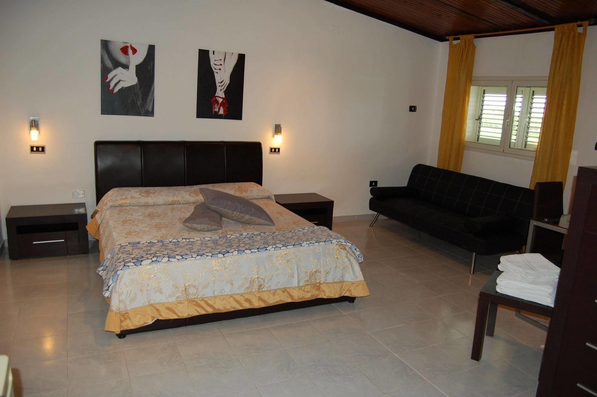Il Mirto E La Rosa Bed & Breakfast Arenella  Exterior photo